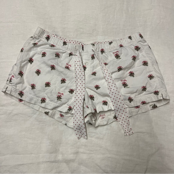 Mistletoe Shorts ~Final Sale - Picture 5 of 13